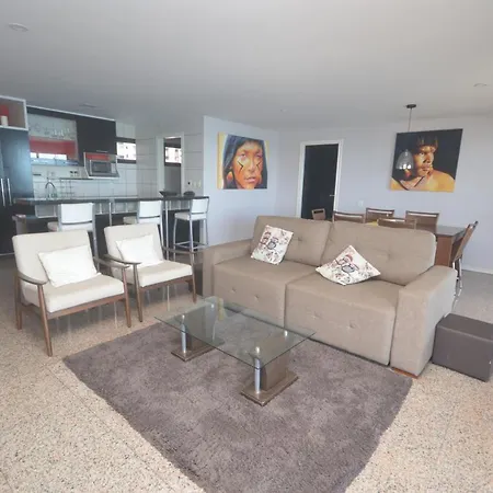 Apartamento 3-bedroom Beach Front At Beira Mar *