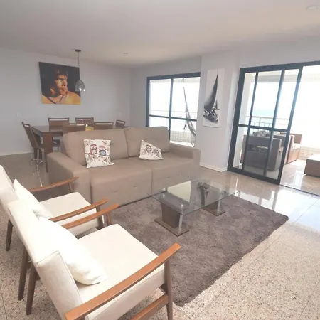 Apartamento 3-bedroom Beach Front At Beira Mar