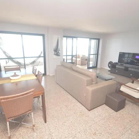 Apartamento 3-bedroom Beach Front At Beira Mar Fortaleza (Ceara)