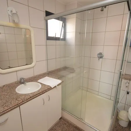 Apartamento 3-bedroom Beach Front At Beira Mar *
