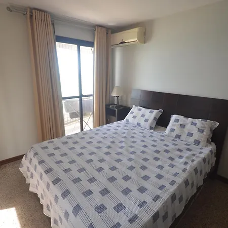 Apartamento 3-bedroom Beach Front At Beira Mar *